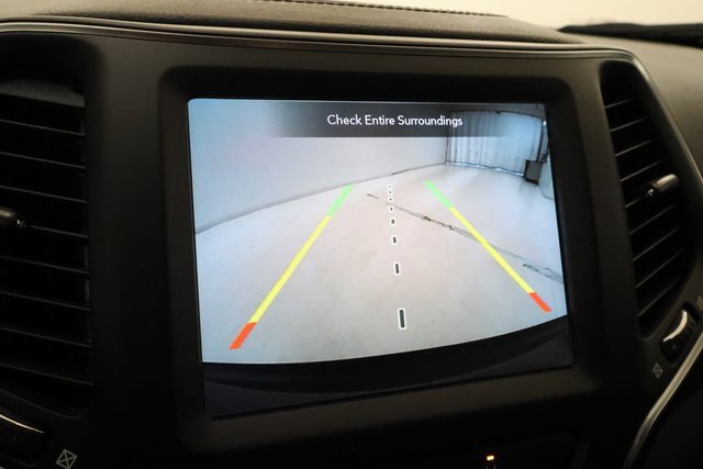 2023 Jeep Cherokee Altitude Lux photo 13