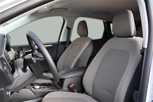 2022 Ford Escape SE photo 4