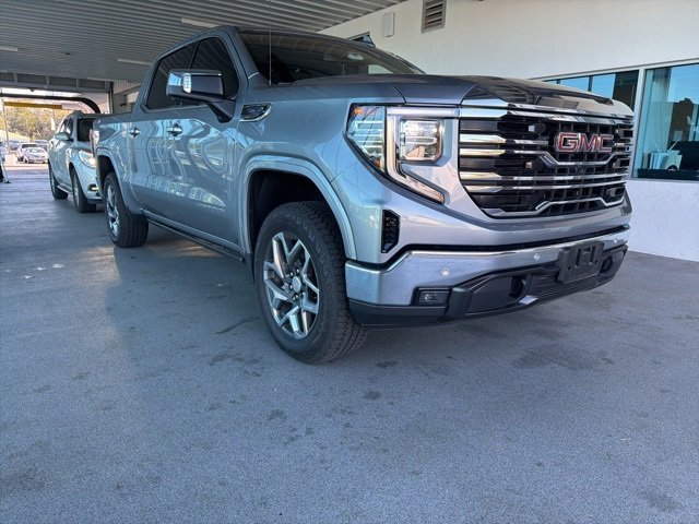 2024 GMC Sierra 1500 SLT's photo
