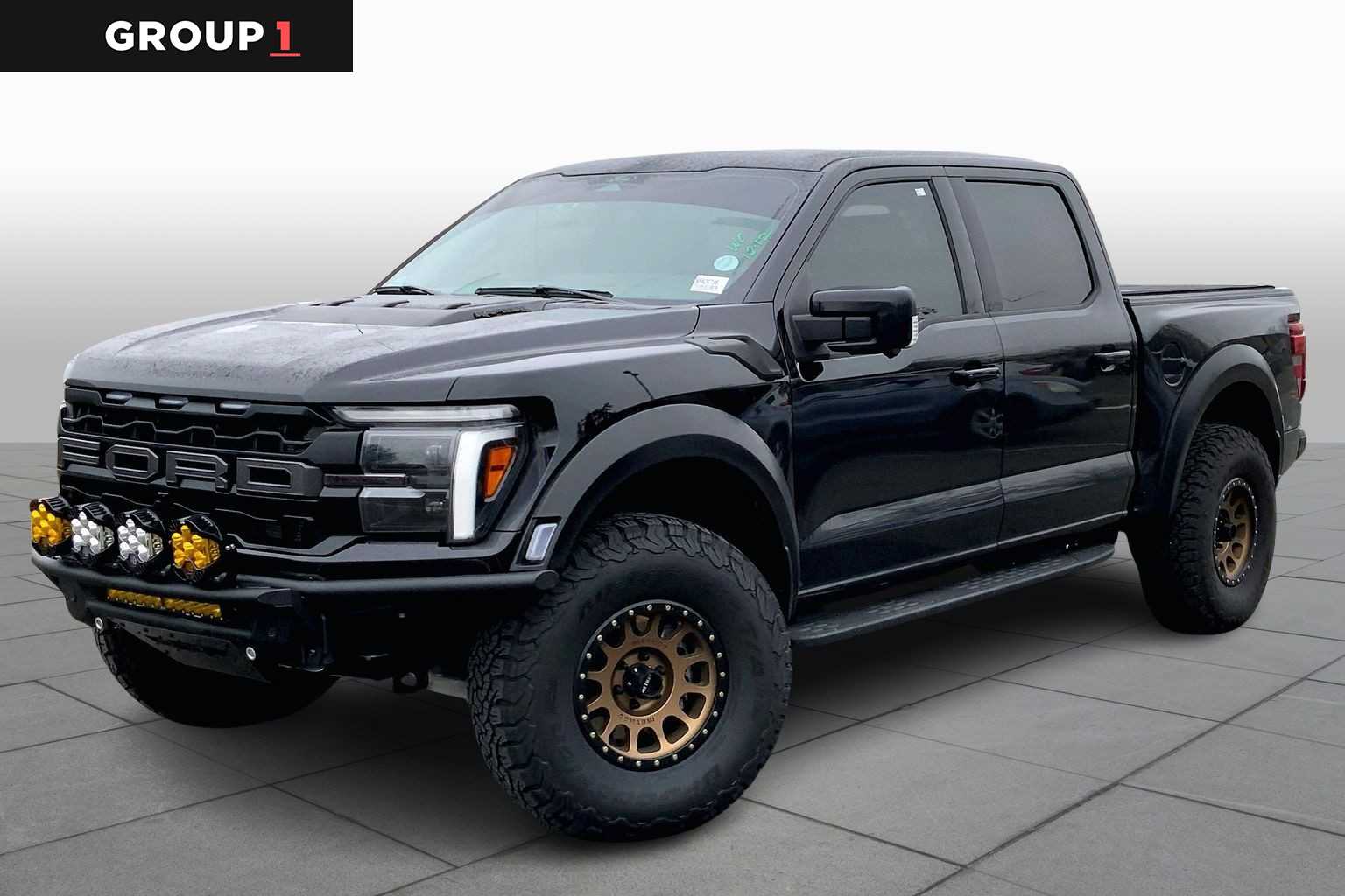 2025 Ford F-150 Raptor's photo