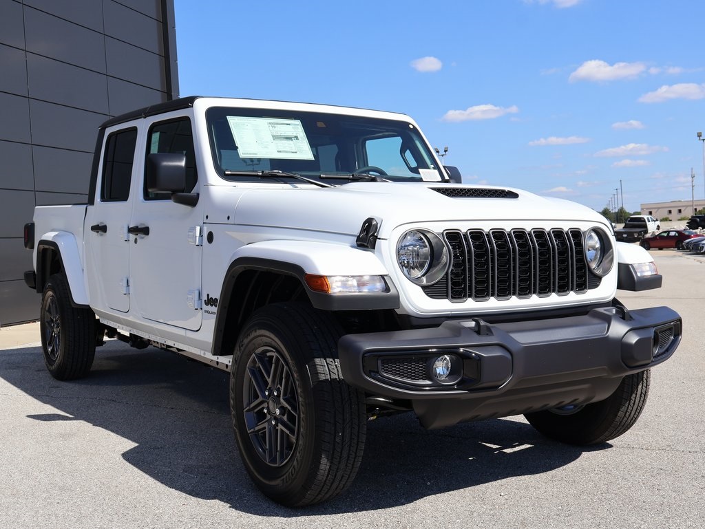 2025 Jeep Gladiator Sport S photo 5