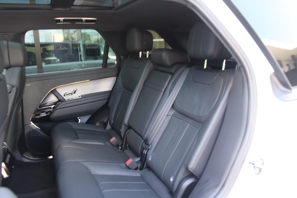 2024 Land Rover Range Rover Sport SE photo 31
