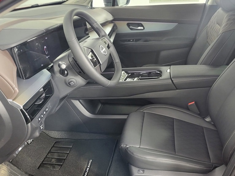 2025 Nissan Murano Platinum photo 10