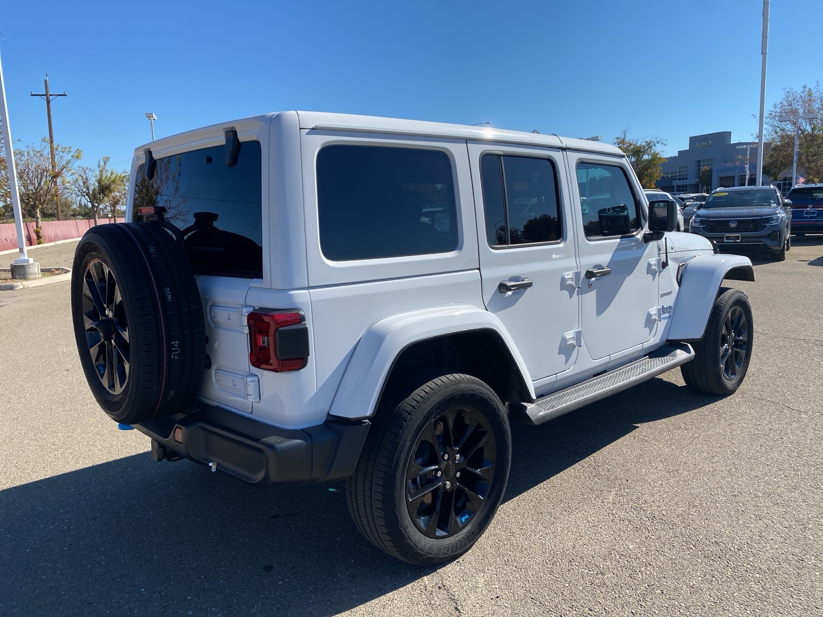 2022 Jeep Wrangler Unlimited Sahara 4xe photo 4
