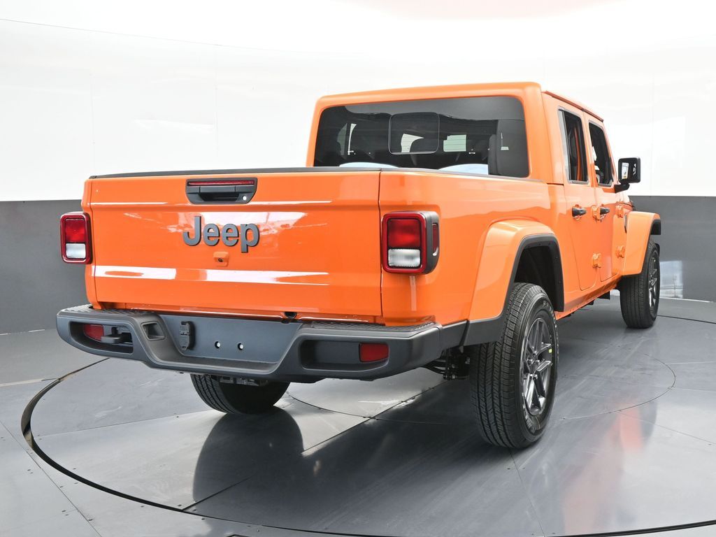 2025 Jeep Gladiator Sport S photo 5