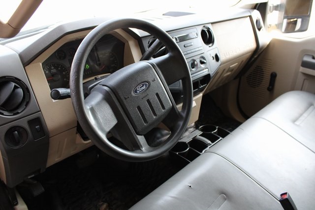 Used 2008 Ford F-350 Super Duty XL with VIN 1FDSF30528EC15698 for sale in Lafayette, IN