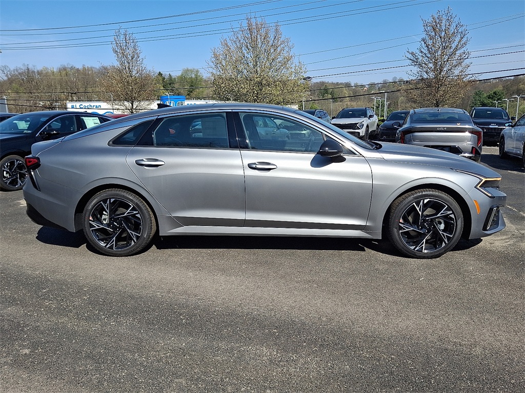 2025 Kia K5 GT-Line photo 7