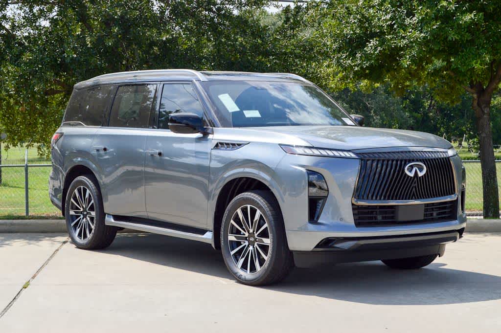 2026 Infiniti QX80 photo 2