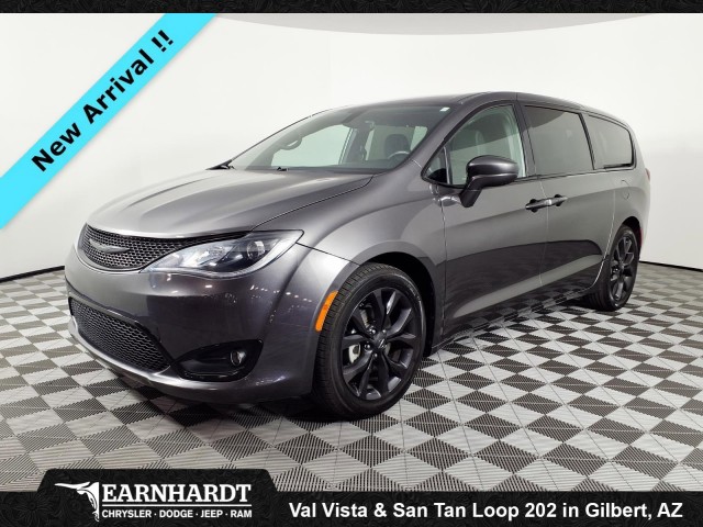 2019 Chrysler Pacifica Touring Plus