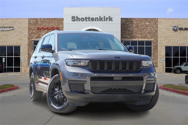 2024 Jeep Grand Cherokee L Altitude's photo