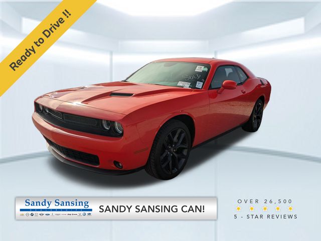 2023 Dodge Challenger SXT's photo