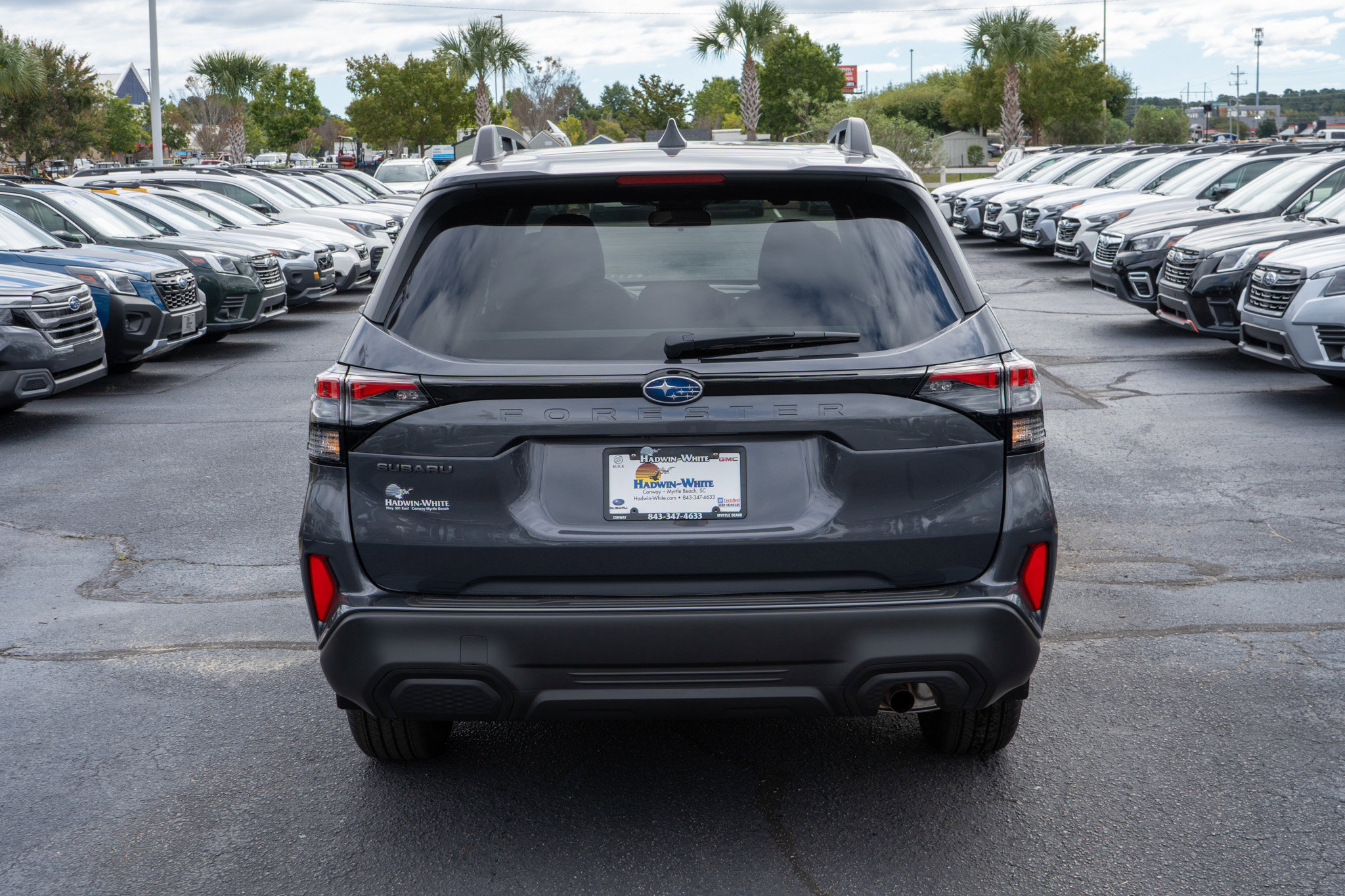 2025 Subaru Forester Premium photo 2