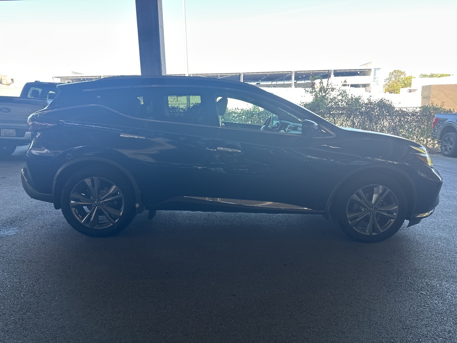 2019 Nissan Murano Platinum photo 2