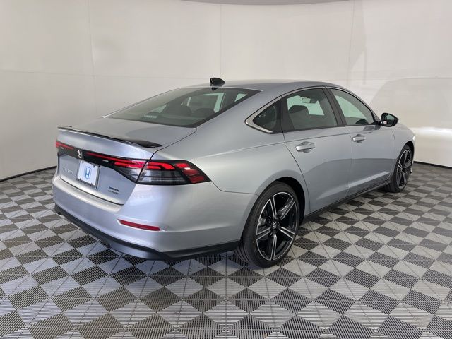 2025 Honda Accord Hybrid Sport photo 2