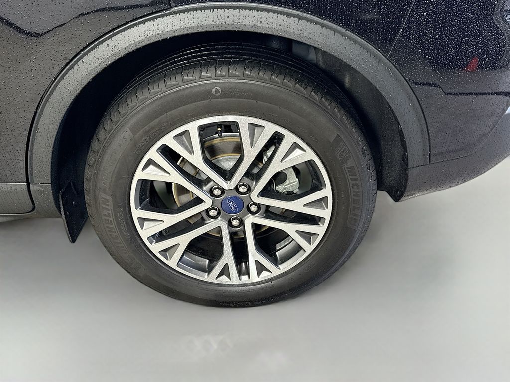 2021 Ford Escape SEL photo 34