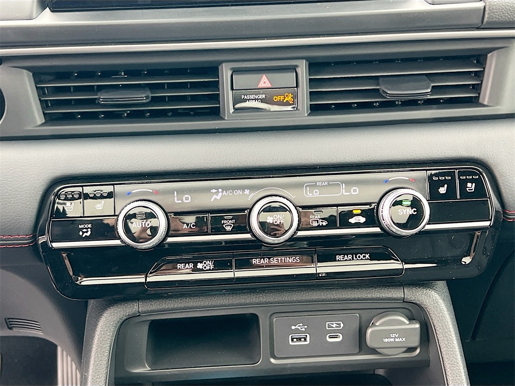 2025 Honda Pilot Black Edition photo 20