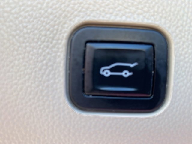 2015 Cadillac SRX Luxury photo 31