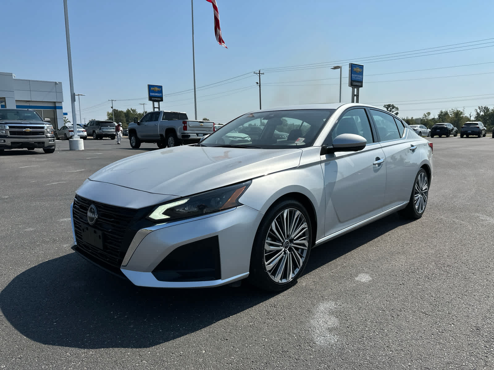 2023 Nissan Altima 2.5 SL photo 7