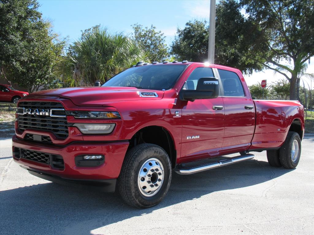 2026 Ram 3500 Big Horn photo 3