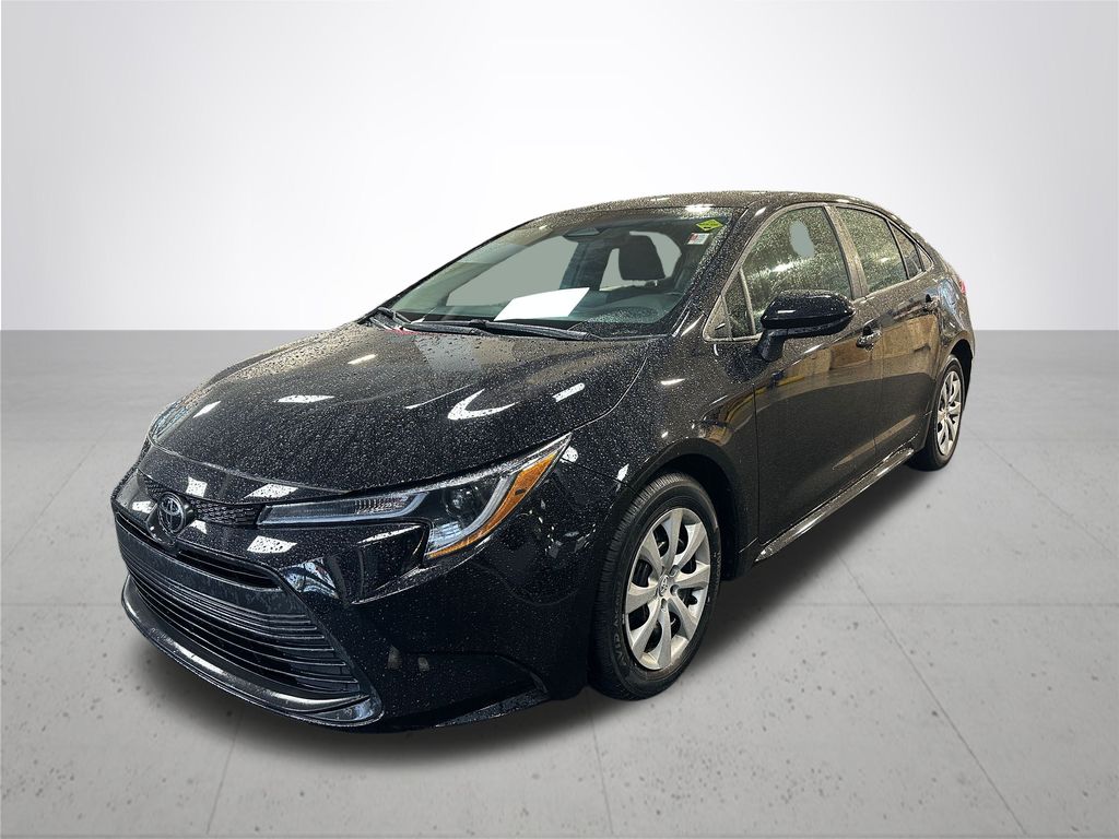 2024 Toyota Corolla LE photo 2
