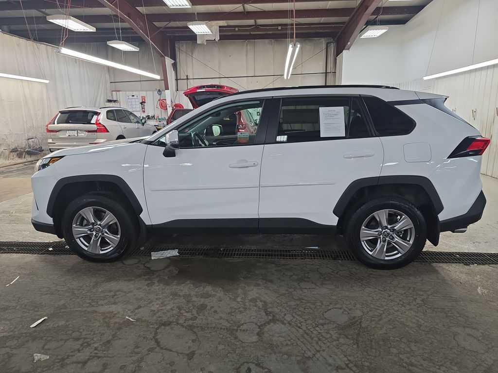Certified 2023 Toyota RAV4 XLE with VIN 2T3P1RFV9PC333386 for sale in Kansas City
