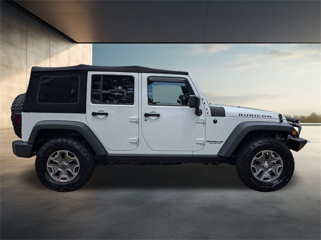 2017 Jeep Wrangler Unlimited Rubicon photo 3