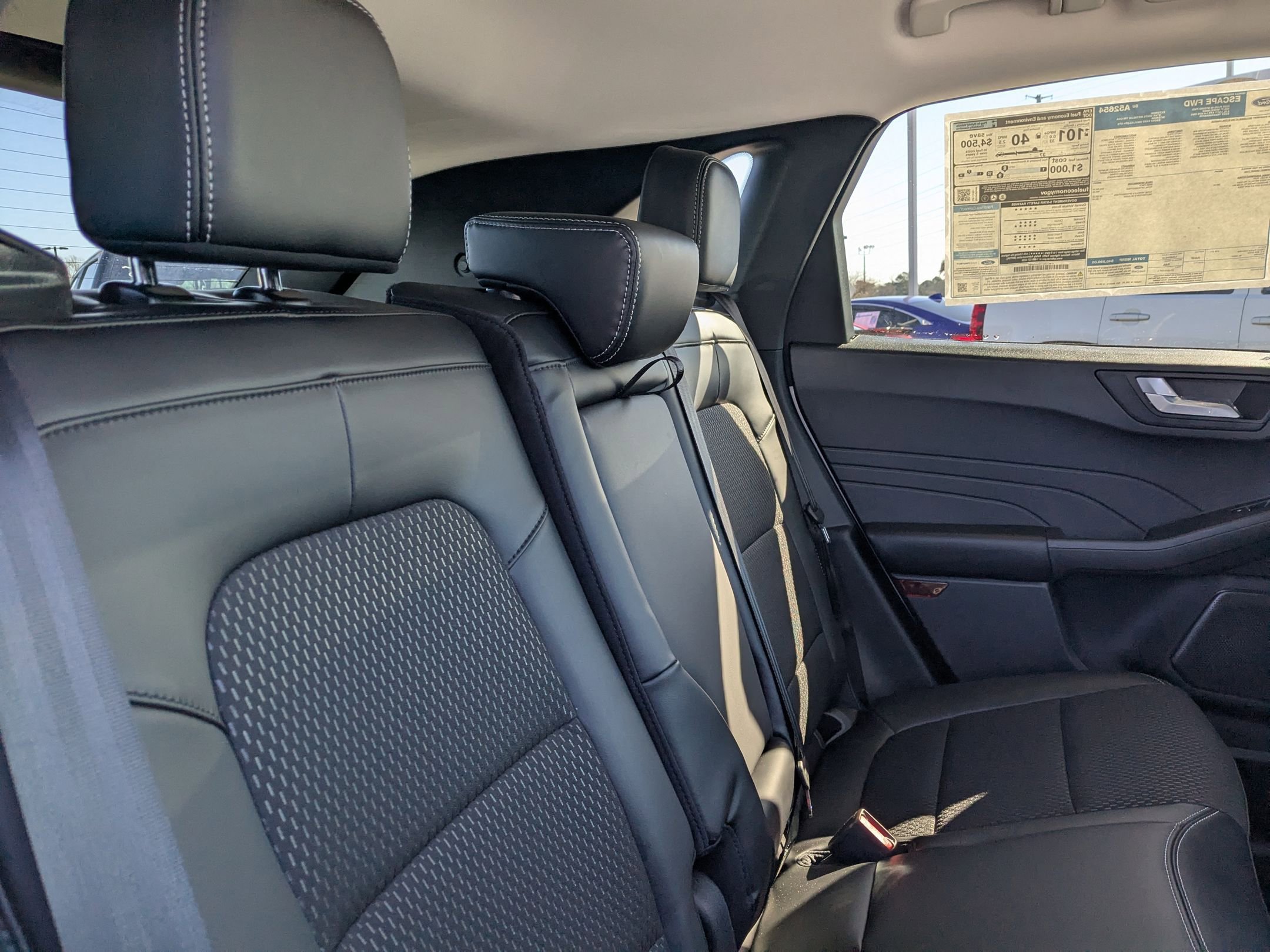 2025 Ford Escape Plug-In Hybrid SE photo 30