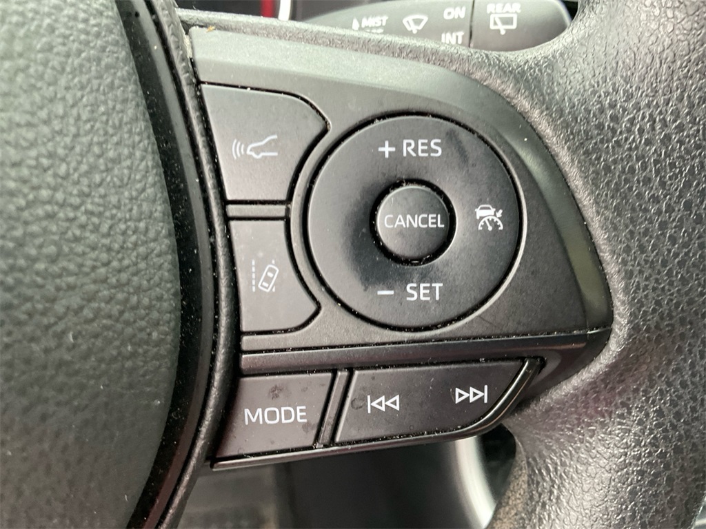 2024 Toyota RAV4 LE photo 29