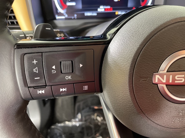 2022 Nissan Rogue Platinum photo 18