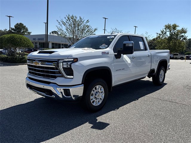 2024 Chevrolet Silverado 2500HD LTZ photo 7