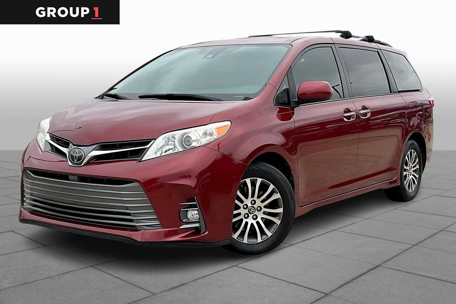 2020 Toyota Sienna XLE Premium