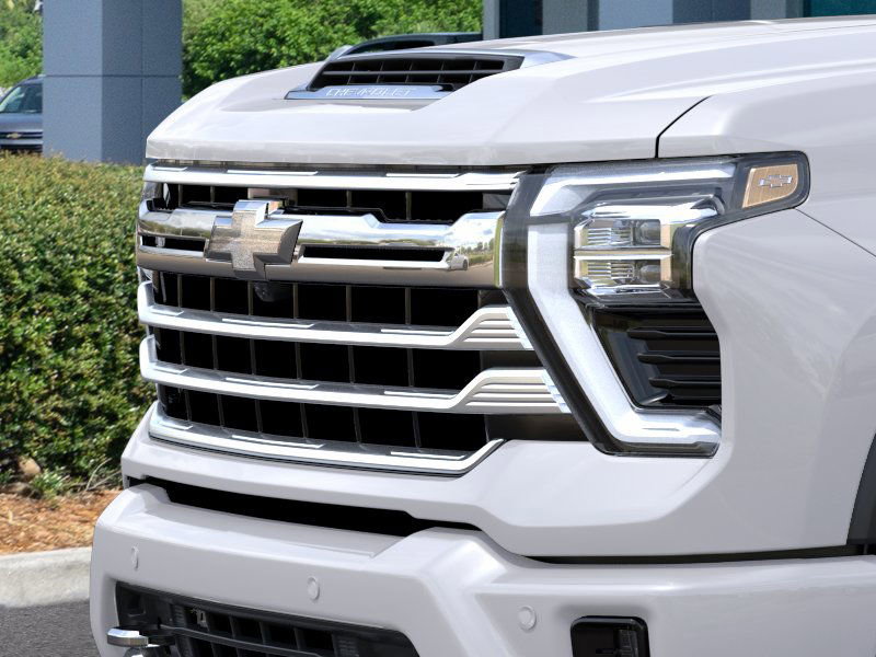 2025 Chevrolet Silverado 3500HD High Country photo 13
