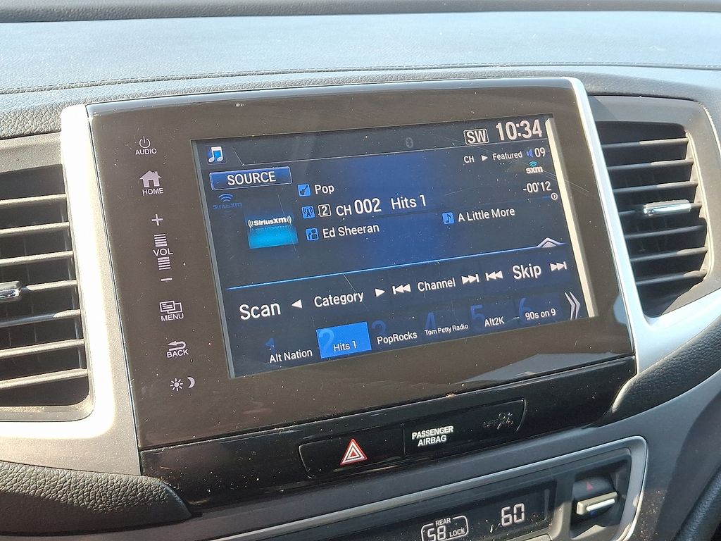 2018 Honda Pilot EX-L photo 18