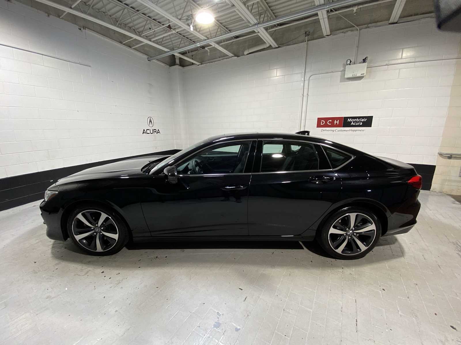 2025 Acura TLX Technology photo 3