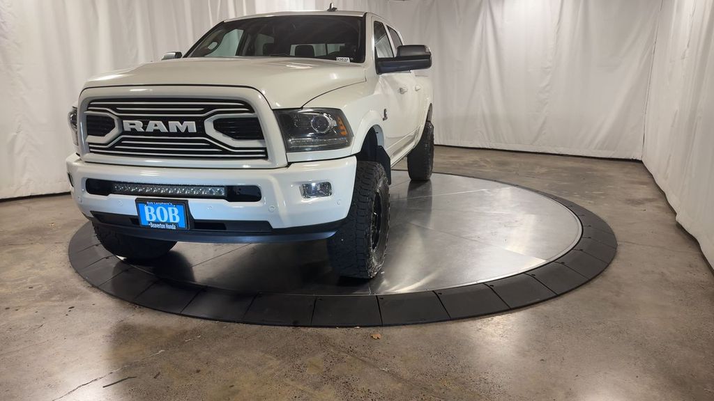 2018 Ram 2500 Laramie photo 4