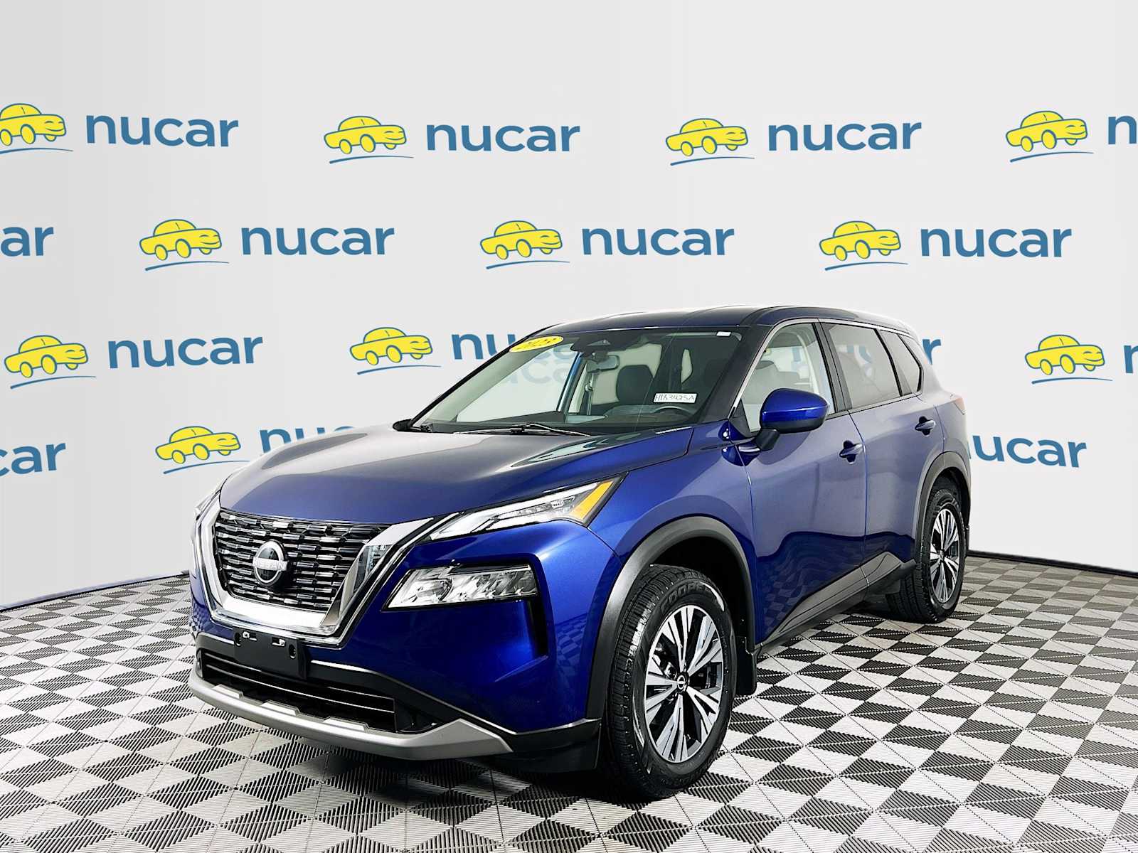 2023 Nissan Rogue SV photo 3