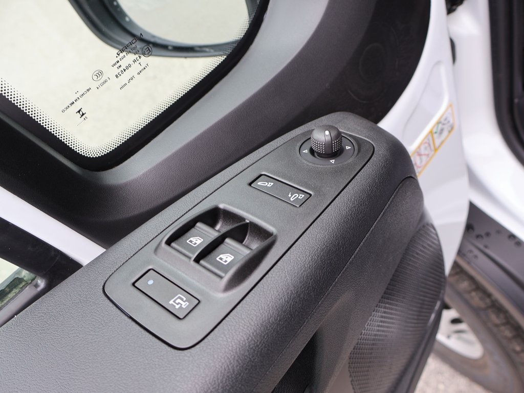 2026 Ram 2500 photo 16