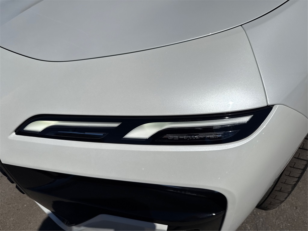 2023 Bmw 740i photo 12