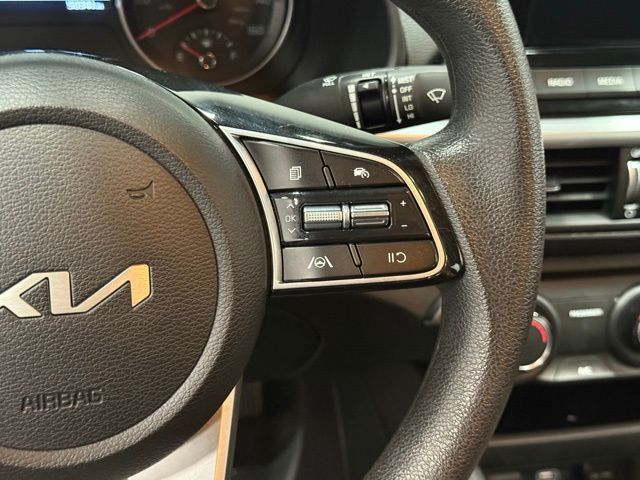 2023 Kia Forte LXS photo 12