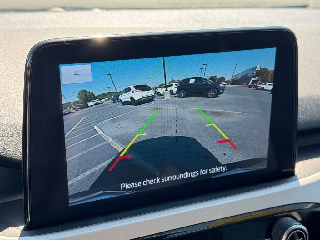 2022 Ford Escape SE photo 17
