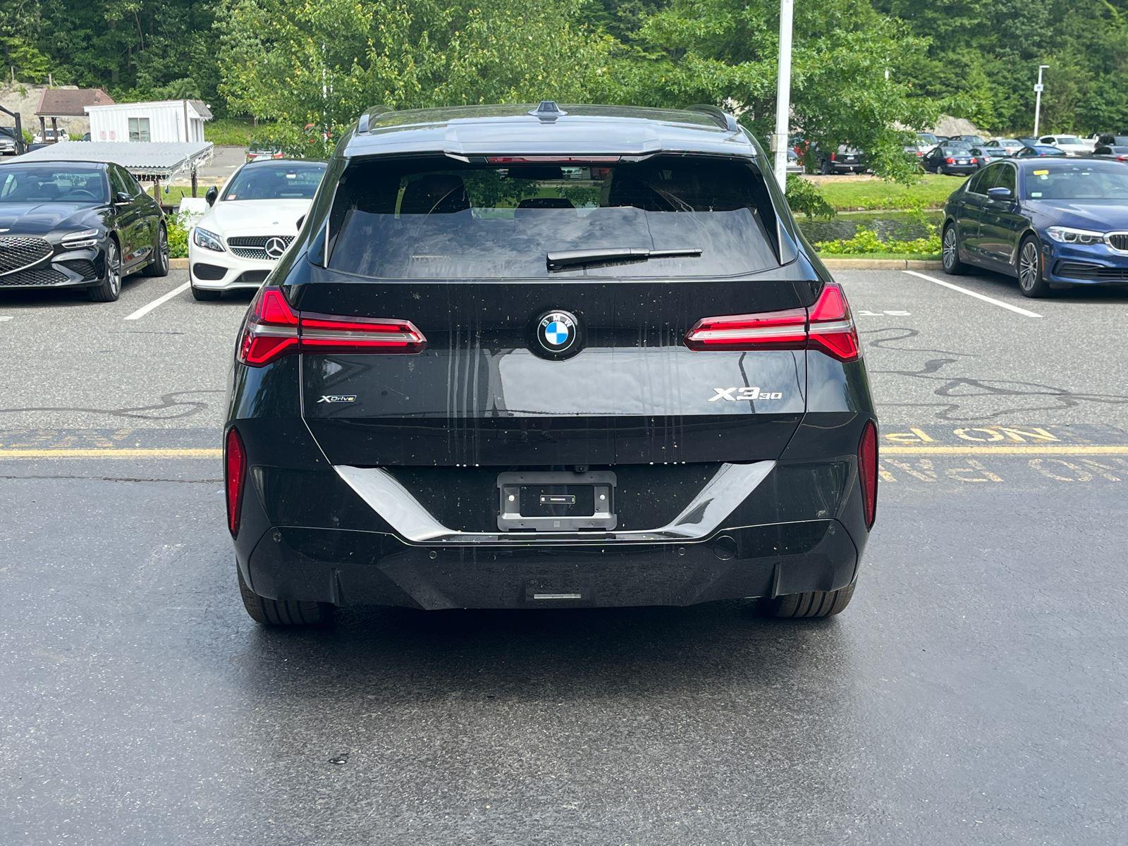 New 2025 Black Sapphire Metallic BMW 30 xDrive image 3