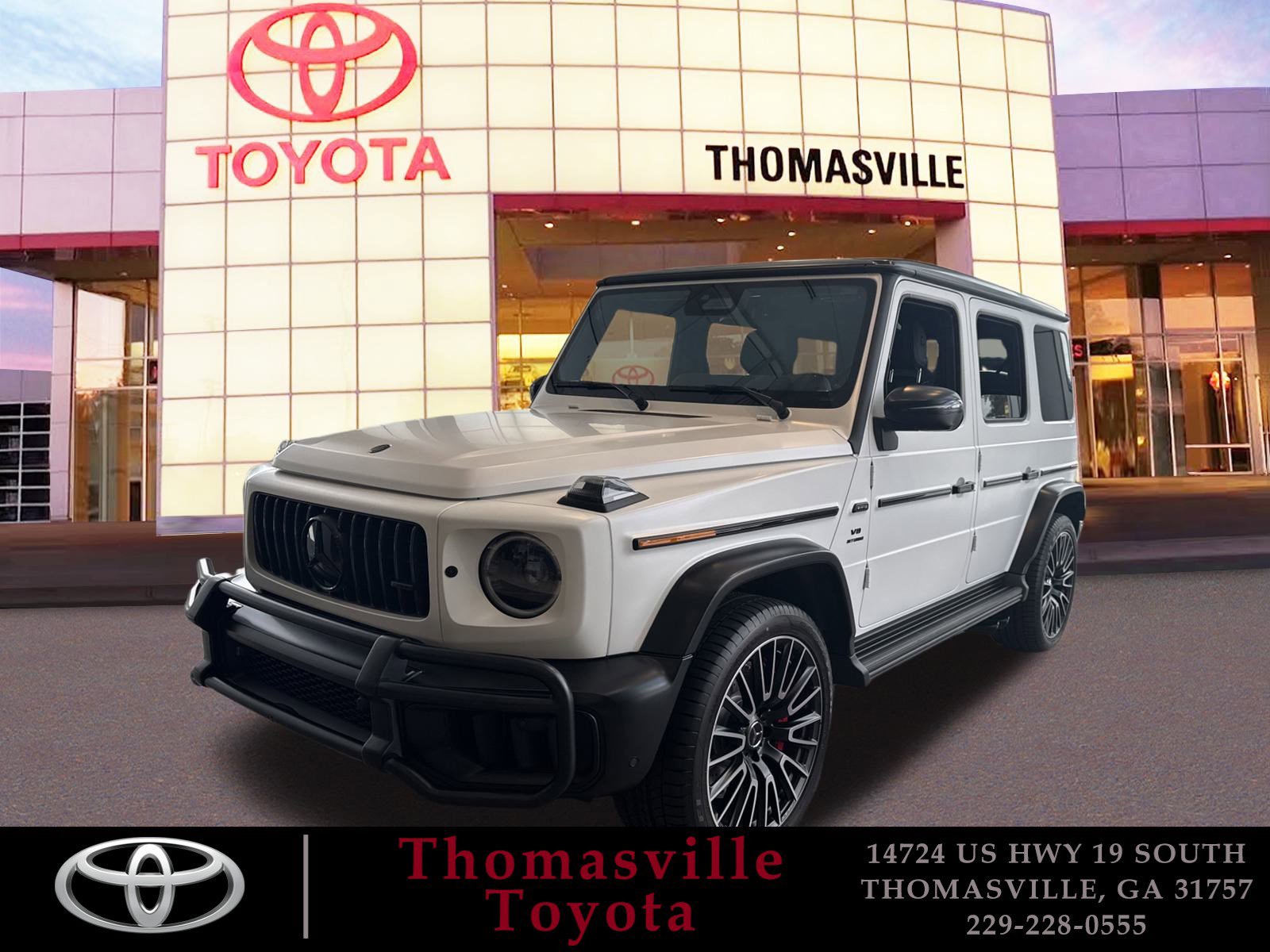 Used 2025 MANUFAKTUR Moonlight White magno Mercedes-Benz G 63 AMG® image 1