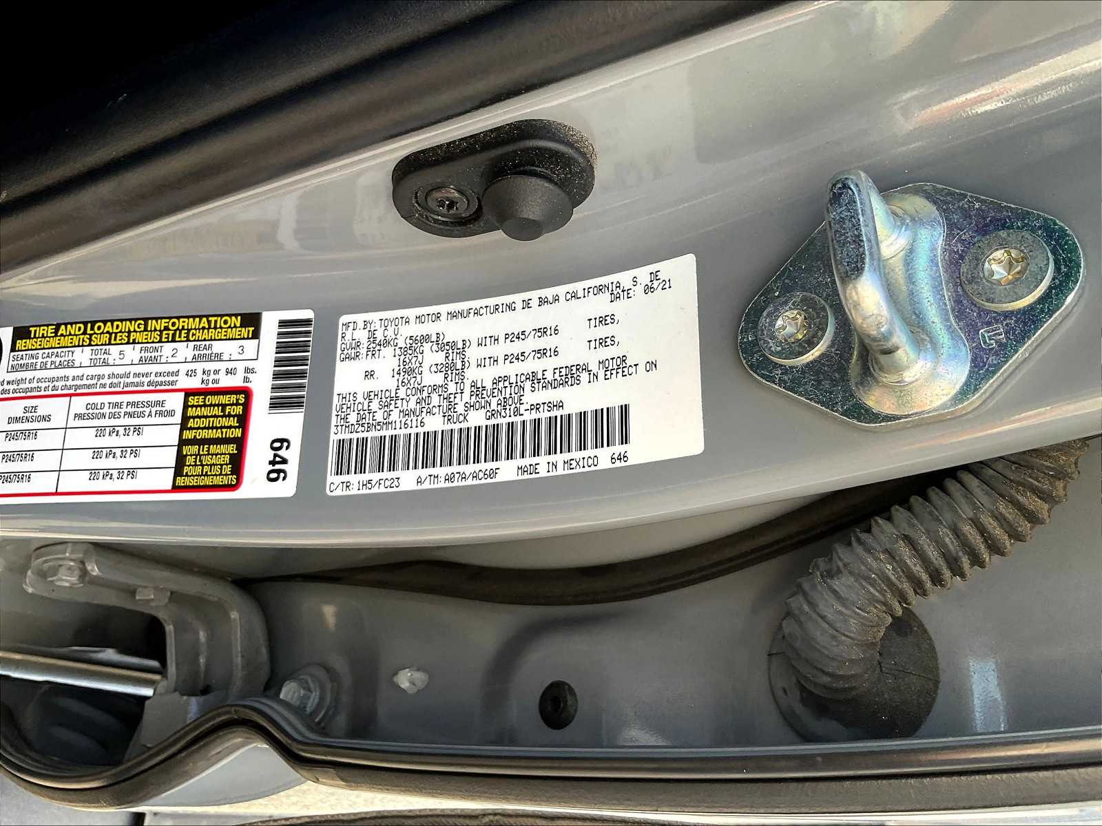 2021 Toyota Tacoma SR5 photo 33