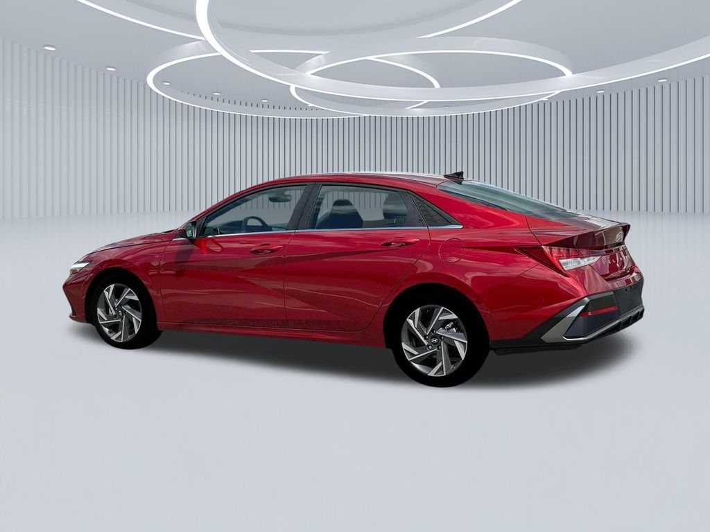 2025 Hyundai Elantra SEL Convenience photo 4