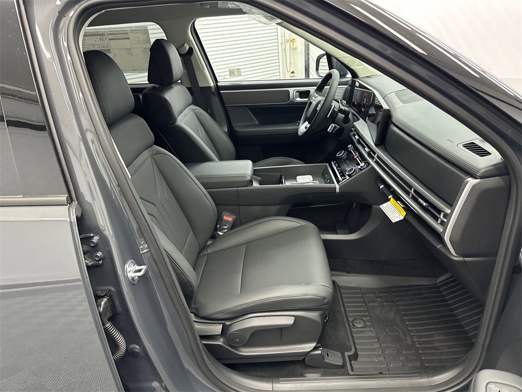 2026 Hyundai Santa Fe SEL photo 14