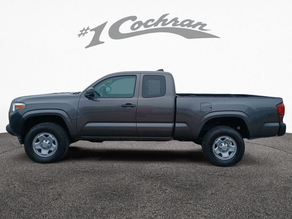 2020 Toyota Tacoma SR photo 4