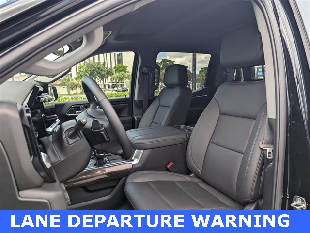 2025 Chevrolet Silverado 1500 RST photo 2