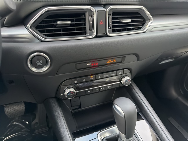 2025 Mazda CX-5 2.5 S Preferred photo 16