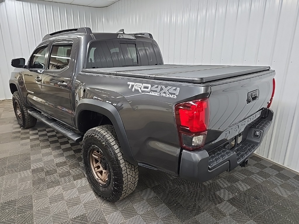 2019 Toyota Tacoma 4x4 TRD Double Cab photo 9