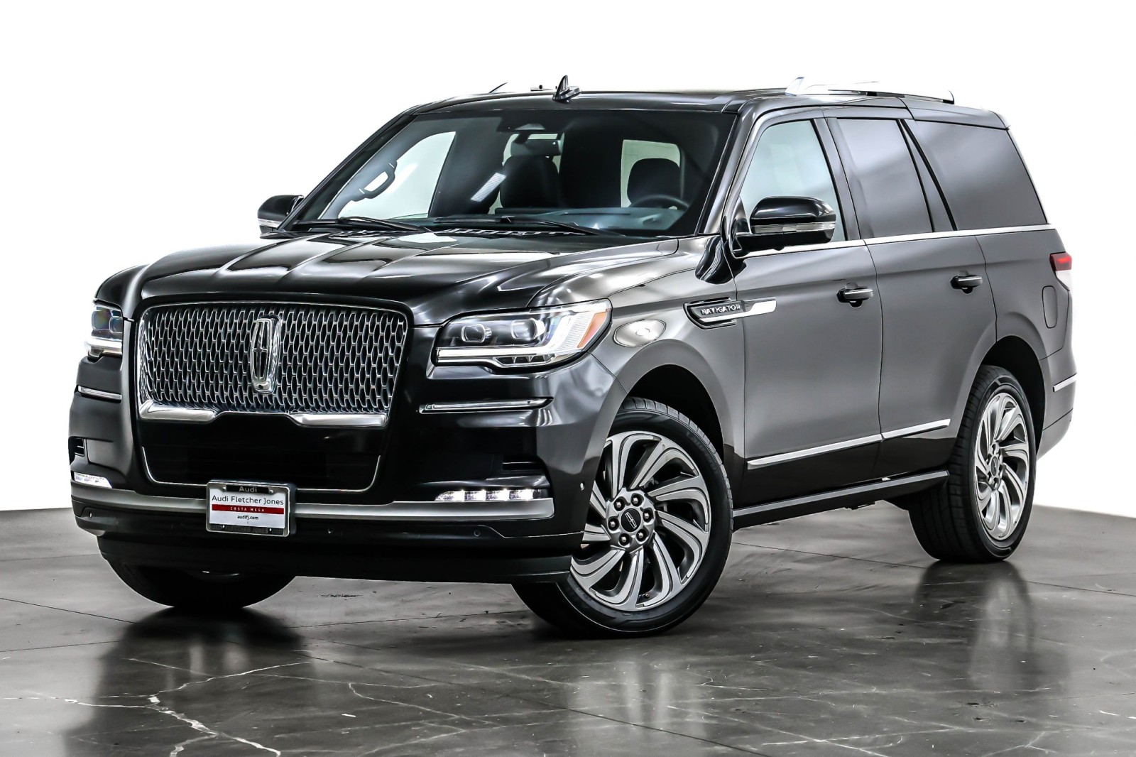 2024 Lincoln Navigator Reserve's photo